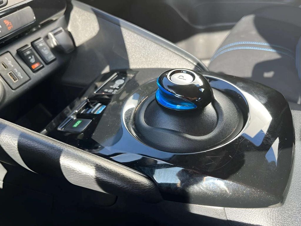 2023 Nissan Leaf SV Plus