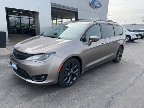 2018 Chrysler Pacifica Touring L Plus