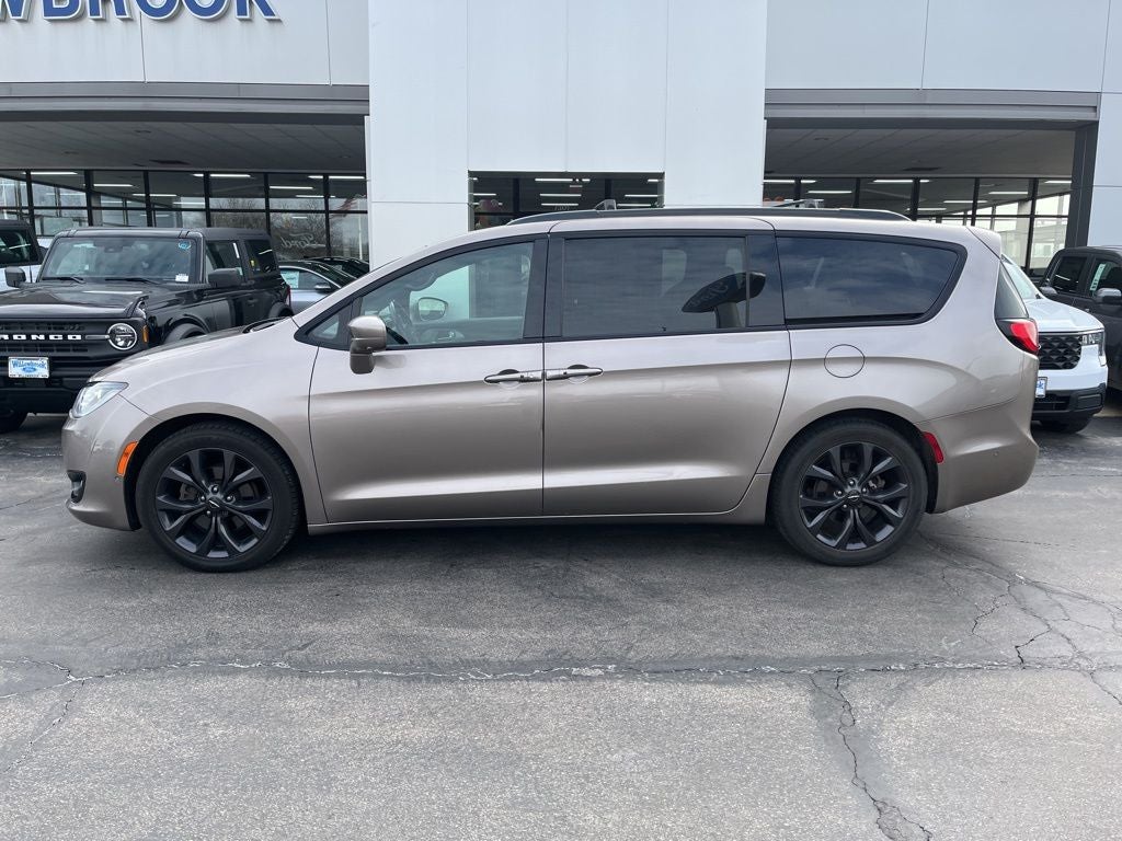 2018 Chrysler Pacifica Touring L Plus