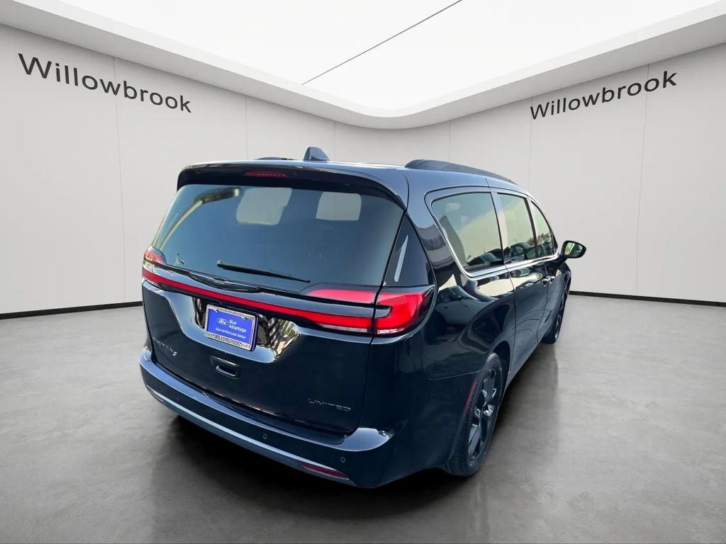 2025 Chrysler Pacifica Limited