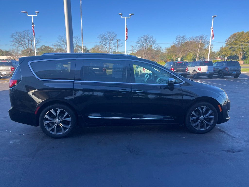 2017 Chrysler Pacifica Limited