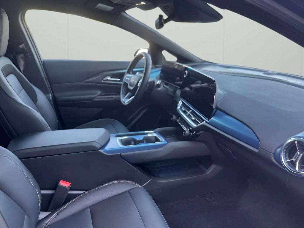 2024 Chevrolet Equinox EV LT