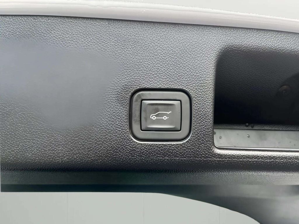 2024 Chevrolet Equinox EV LT