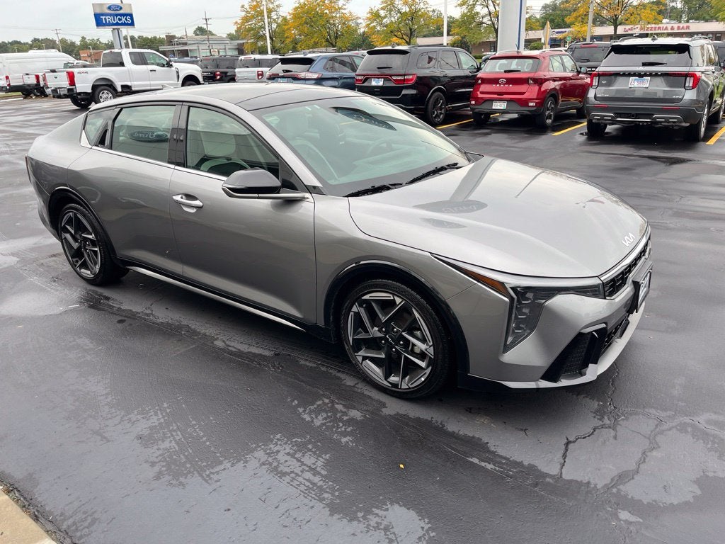 2025 Kia K4 GT-Line