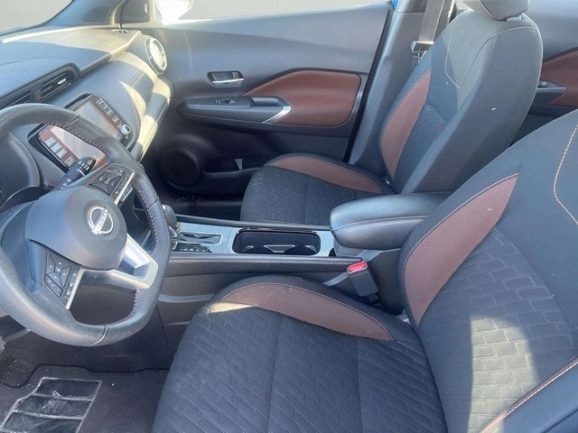 2022 Nissan Kicks SR