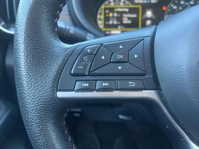 2022 Nissan Kicks SR