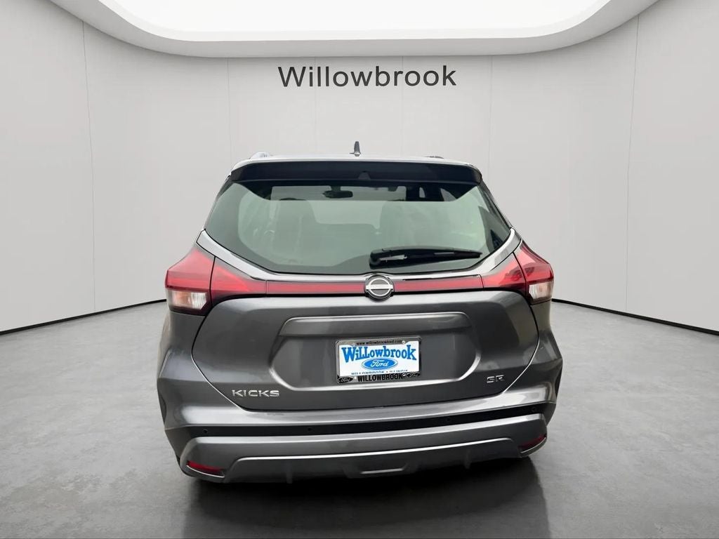 2024 Nissan Kicks SR