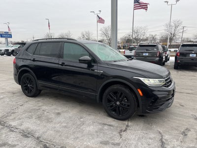 2022 Volkswagen Tiguan 2.0T SE R-Line Black