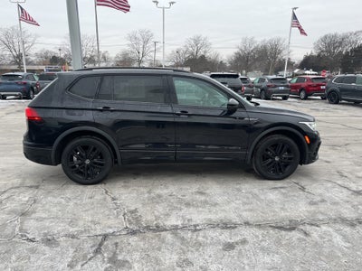 2022 Volkswagen Tiguan 2.0T SE R-Line Black