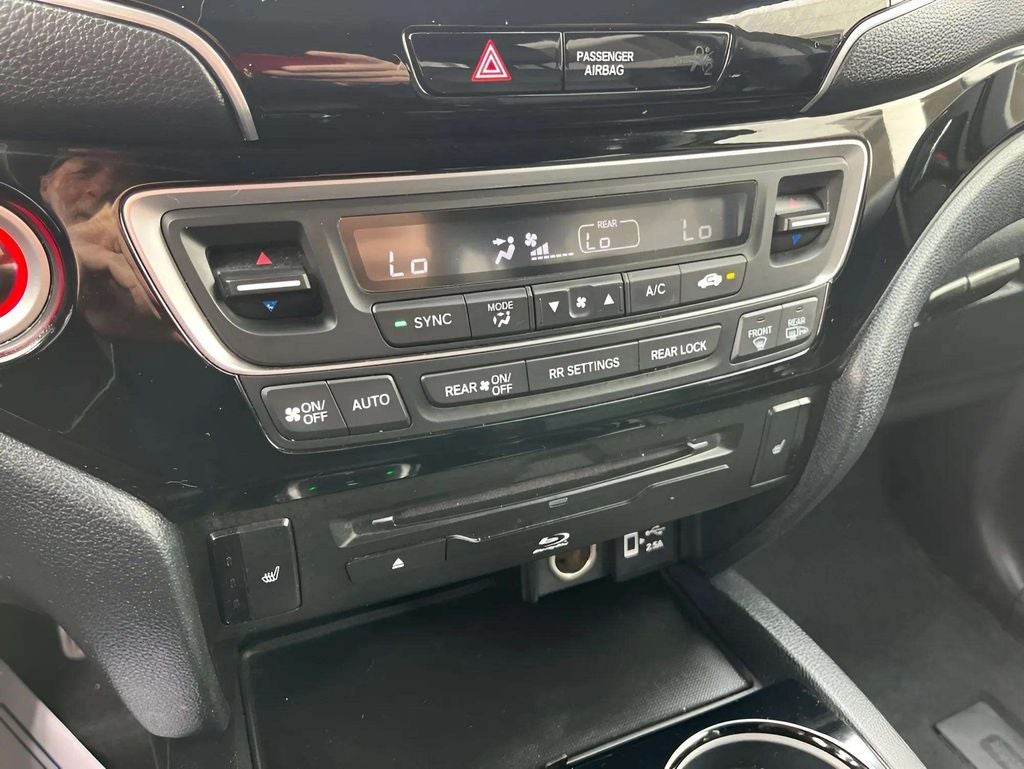 2022 Honda Pilot Touring 8 Passenger