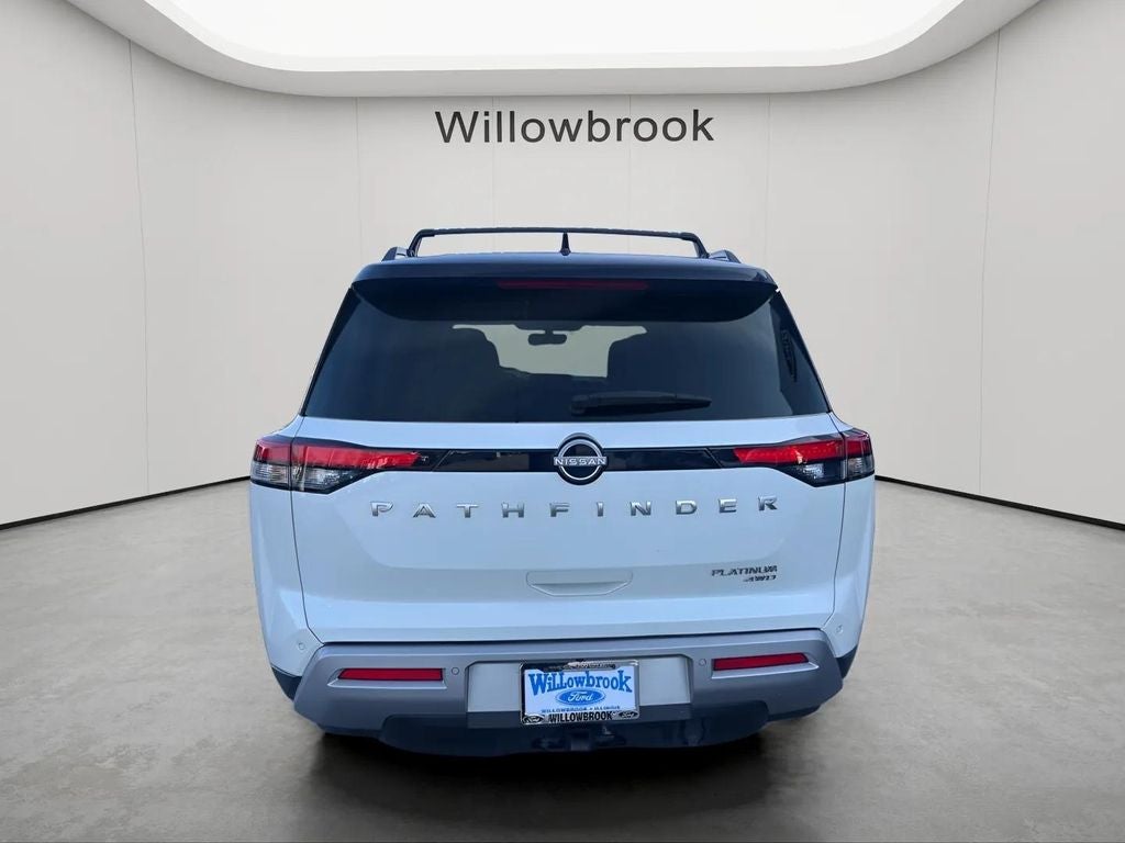 2024 Nissan Pathfinder Platinum