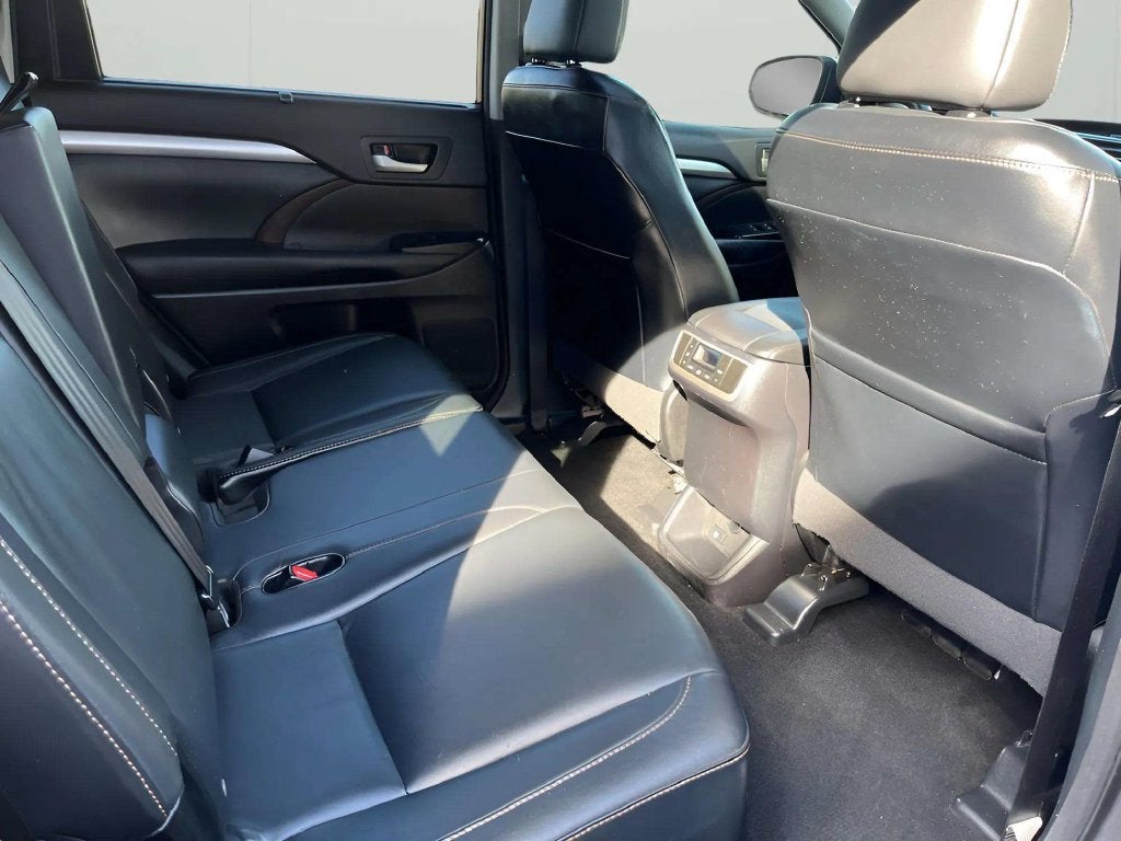2015 Toyota Highlander XLE V6