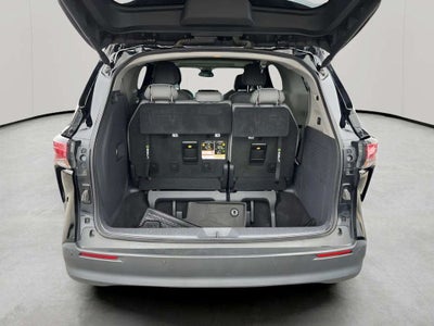 2022 Toyota Sienna XLE 7 Passenger