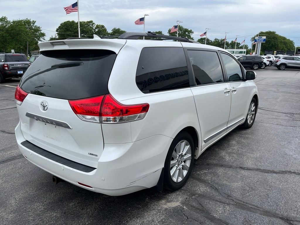 2013 Toyota Sienna Limited 7 Passenger
