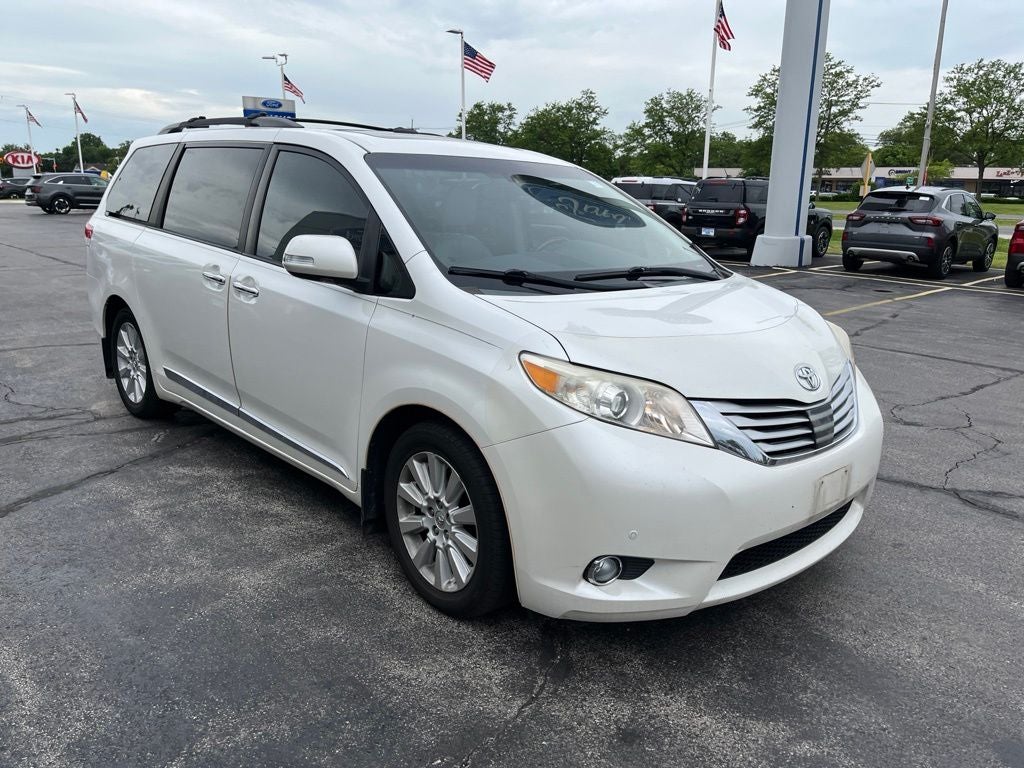 2013 Toyota Sienna Limited 7 Passenger