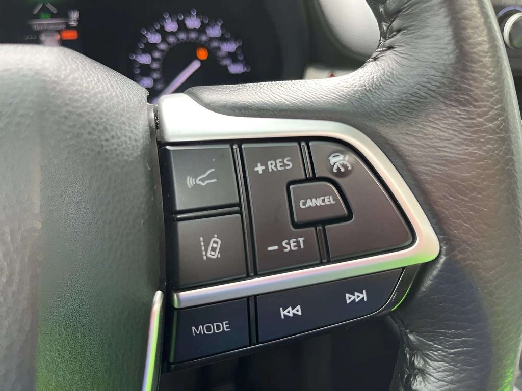 2021 Toyota Sienna XLE 8 Passenger