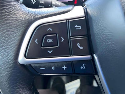2023 Toyota Sienna XLE 8 Passenger