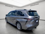 2023 Toyota Sienna XLE 8 Passenger