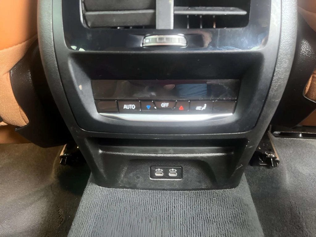 2023 BMW X4 xDrive30i