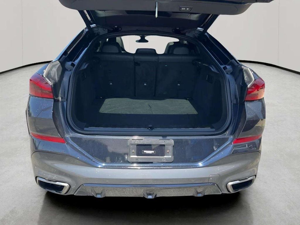 2020 BMW X6 M50i