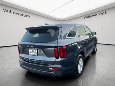 2022 Kia Sorento LX