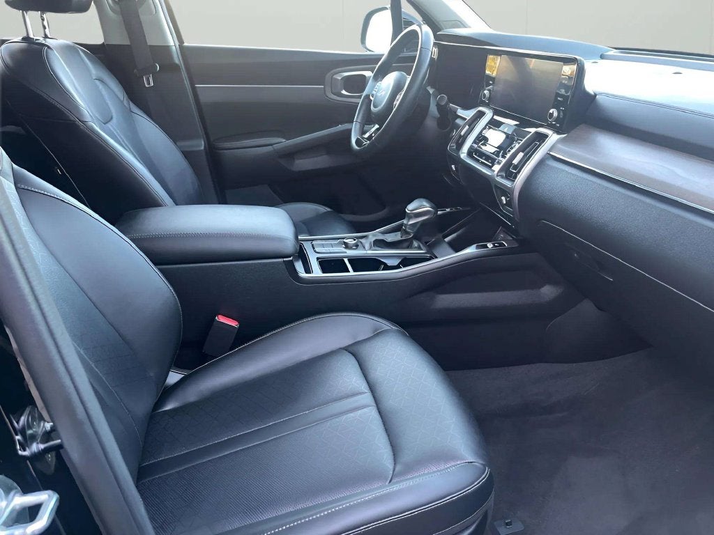 2023 Kia Sorento X-Line S