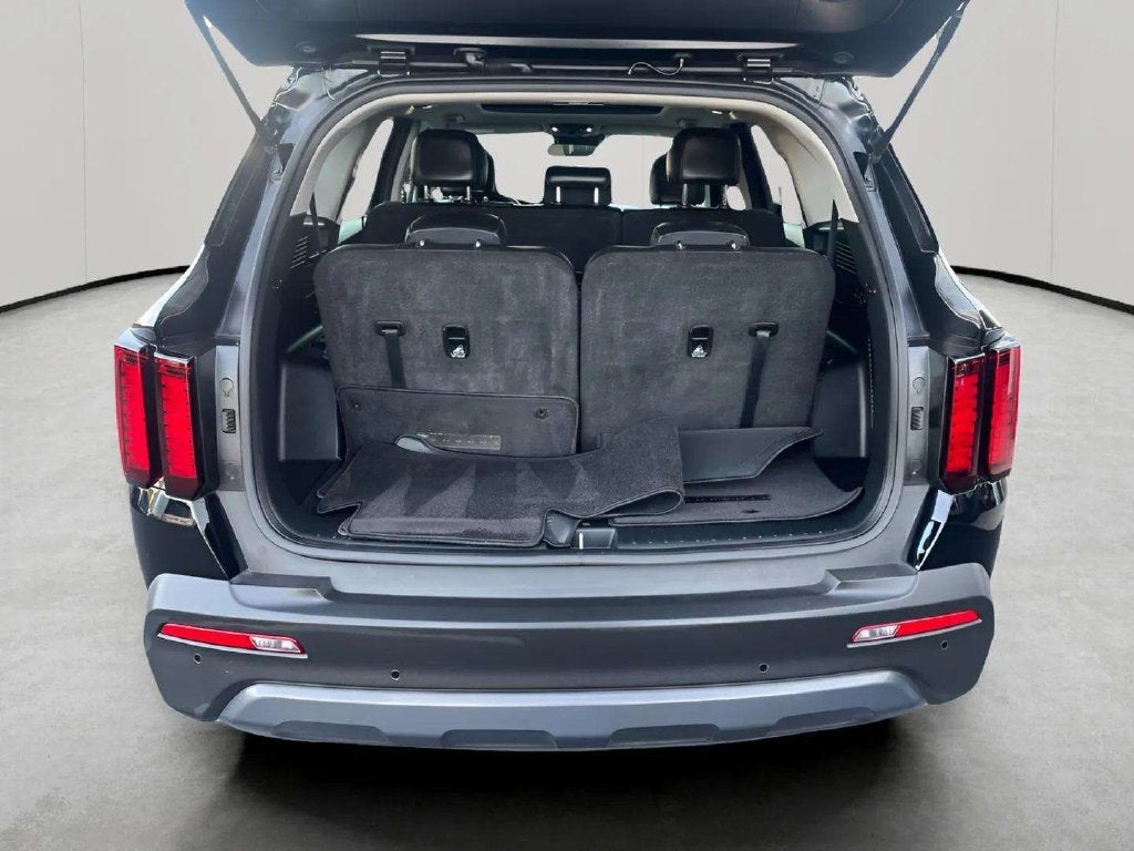 2023 Kia Sorento X-Line S