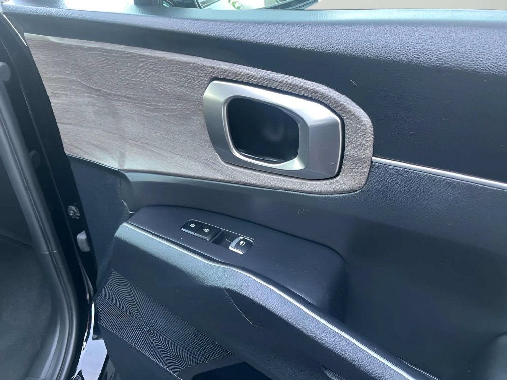 2023 Kia Sorento X-Line S