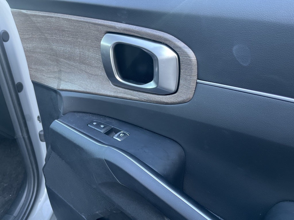 2023 Kia Sorento X-Line S