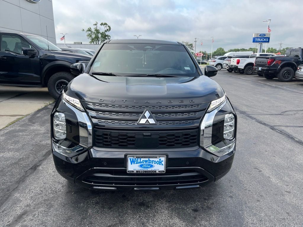 2022 Mitsubishi Outlander Black Edition