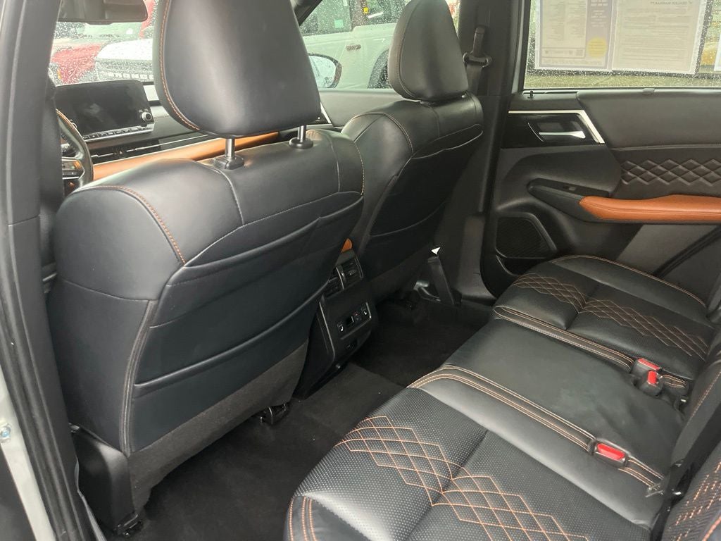 2022 Mitsubishi Outlander SEL