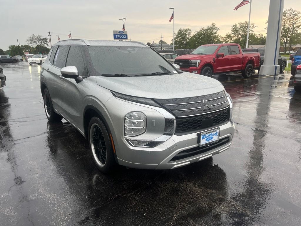 2022 Mitsubishi Outlander SEL