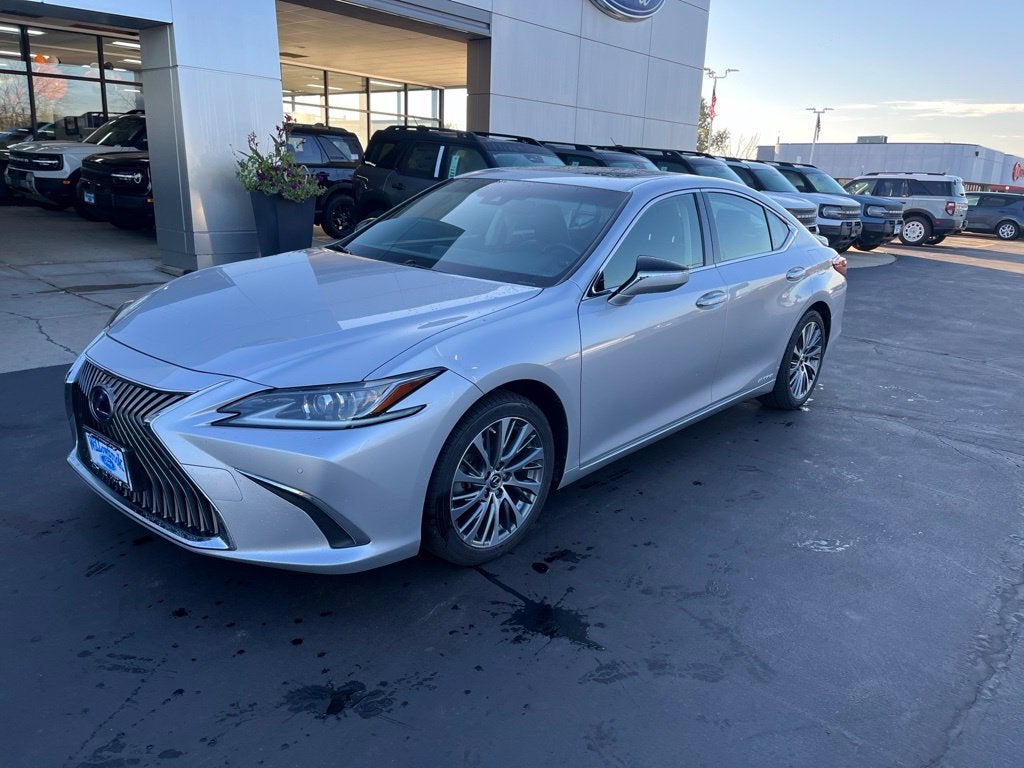 2019 Lexus ES 300h