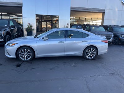 2019 Lexus ES 300h