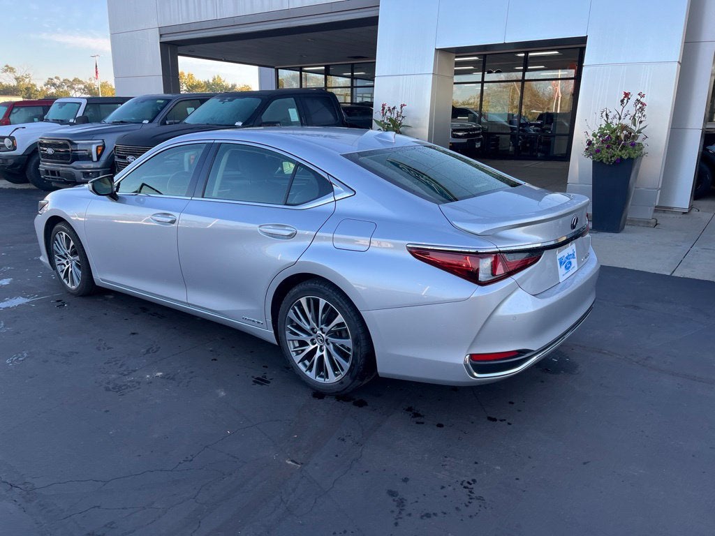 2019 Lexus ES 300h