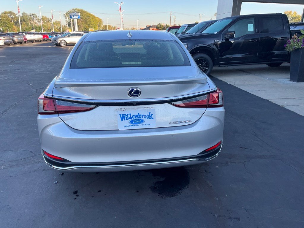2019 Lexus ES 300h
