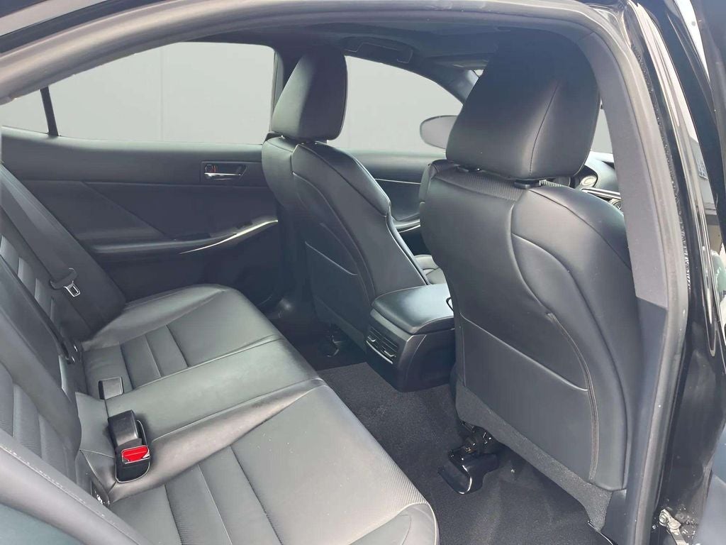 2016 Lexus IS 300