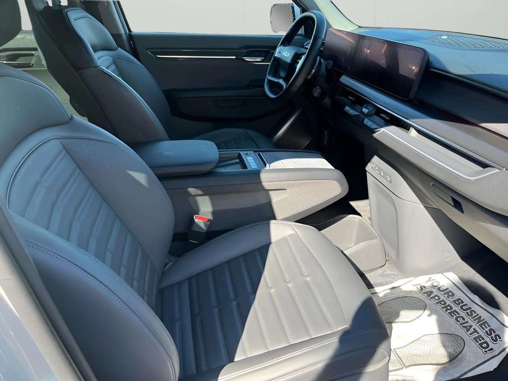 2024 Kia EV9 Land