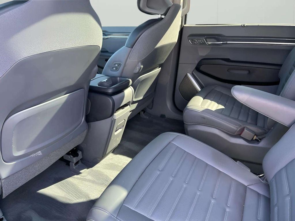 2024 Kia EV9 Land