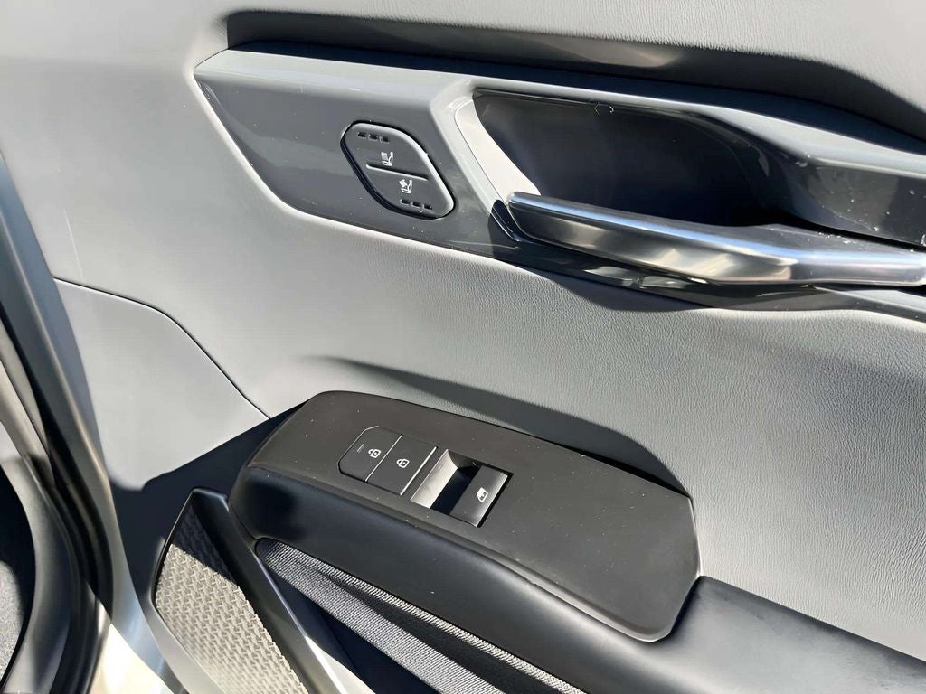 2024 Kia EV9 Land