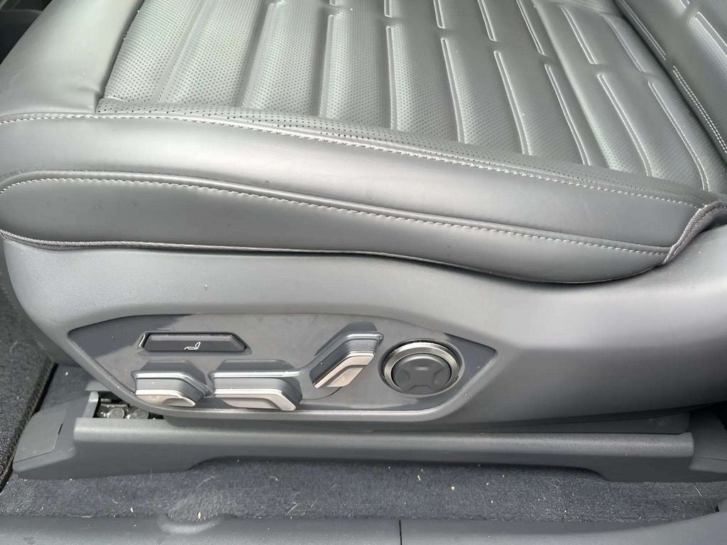 2024 Kia EV9 Land