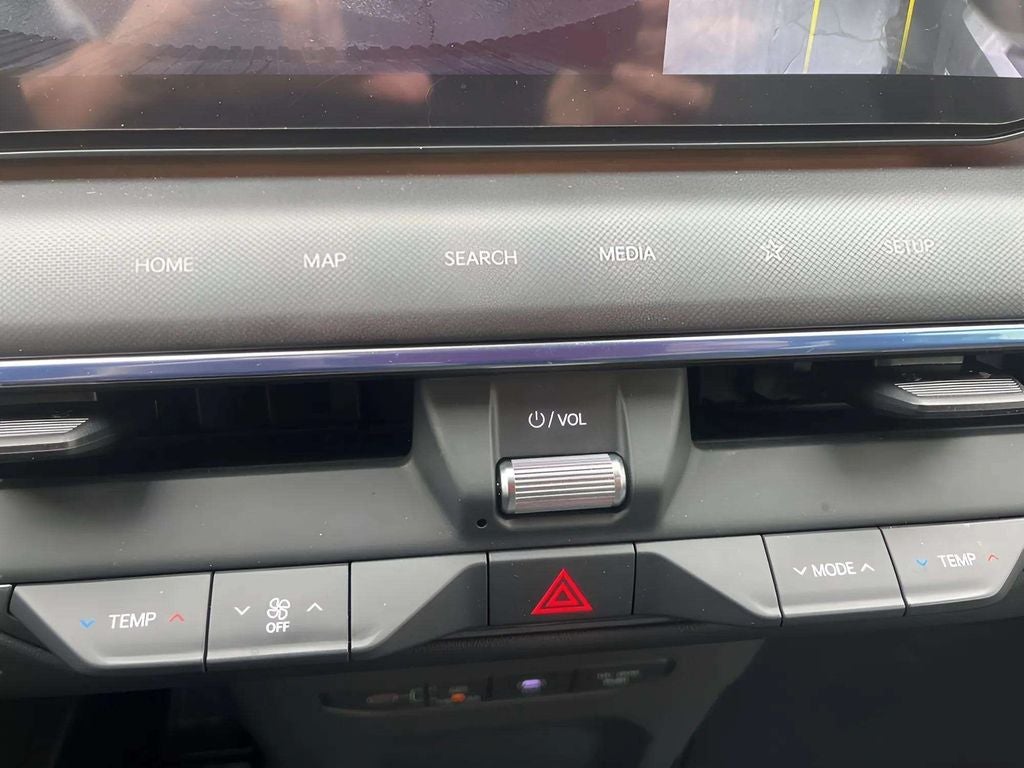 2024 Kia EV9 Land