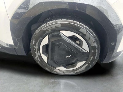 2024 Kia EV9 Land