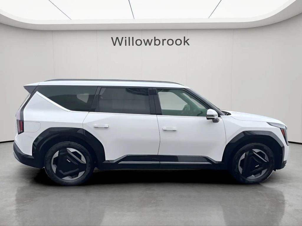 2024 Kia EV9 Land