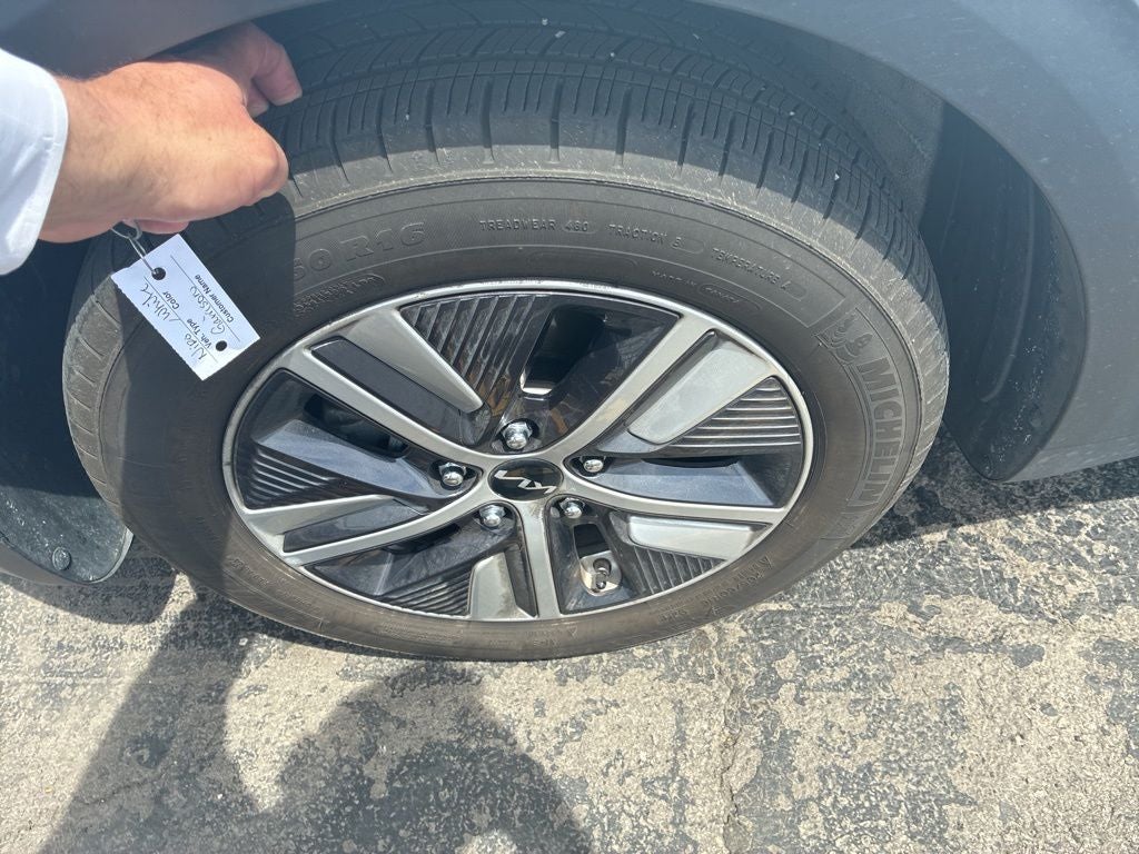 2022 Kia Niro LXS