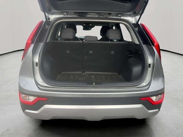 2023 Kia Niro LX