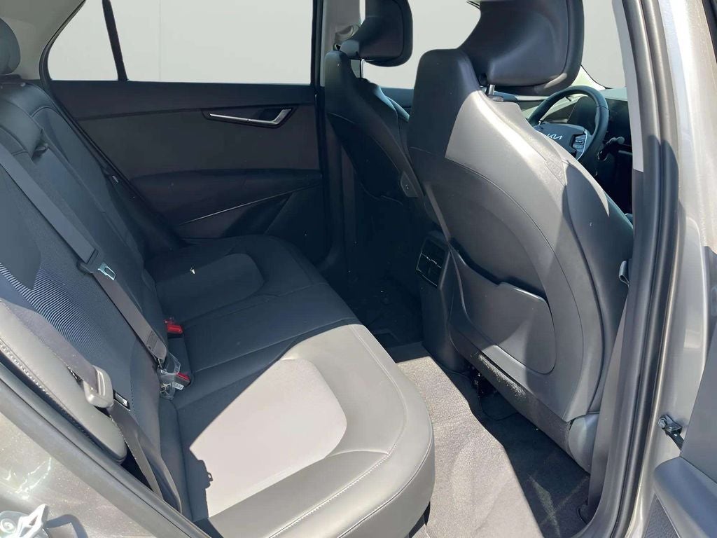 2024 Kia Niro EX