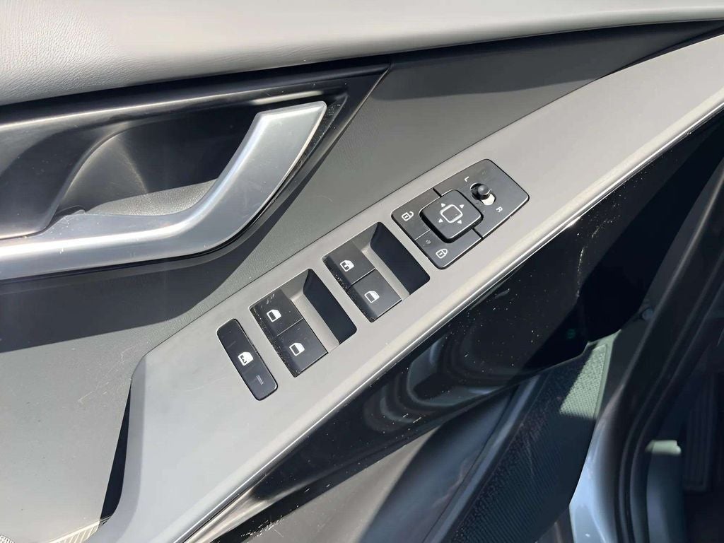 2024 Kia Niro EX