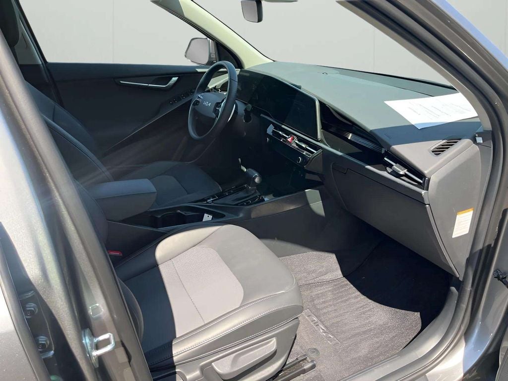 2024 Kia Niro EX