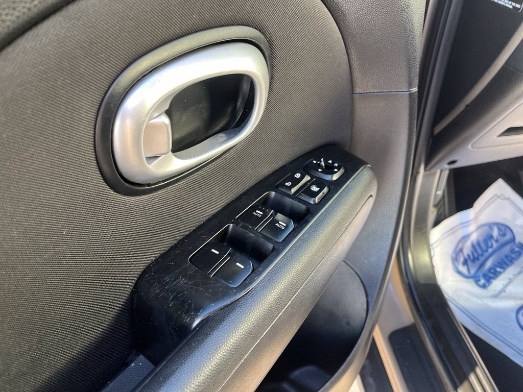 2014 Kia Soul Base